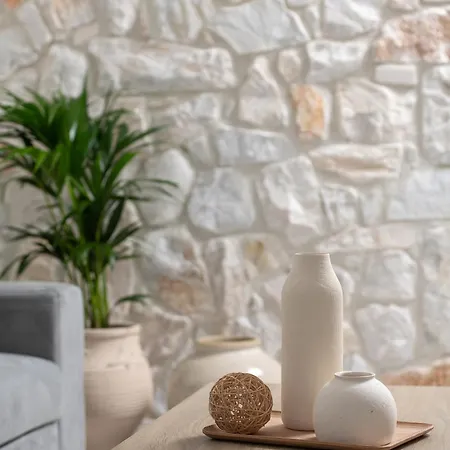 Abbraccio - Contemporary Seaside * Chaniotis